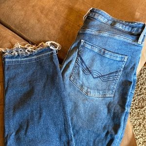 Idyllwind high waisted bootcut destroyed knees denim